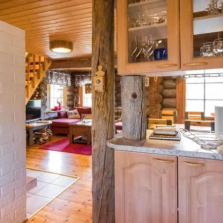 Holiday home Lomaperae By Interhome